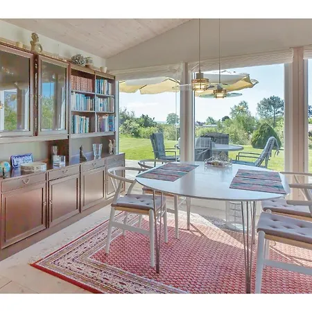 Three-Bedroom Holiday Home In Kalundborg 칼룬드보르그