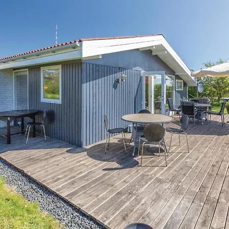 Three-Bedroom Holiday Home In Kalundborg *