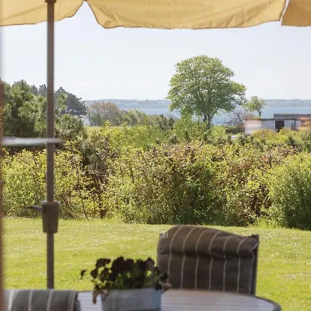 Three-Bedroom Holiday Home In Kalundborg 펜션 *