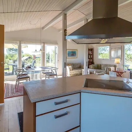 Three-Bedroom Holiday Home In Kalundborg 칼룬드보르그