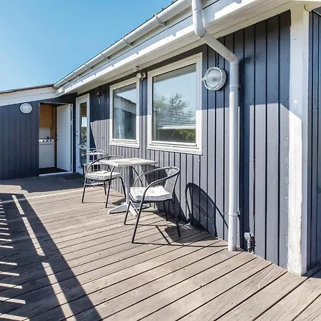 Three-Bedroom Holiday Home In Kalundborg 칼룬드보르그