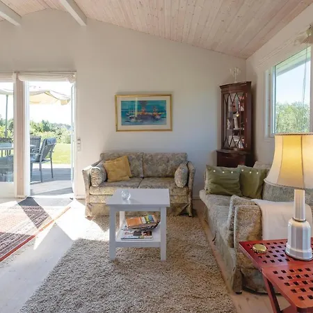 Three-Bedroom Holiday Home In Kalundborg